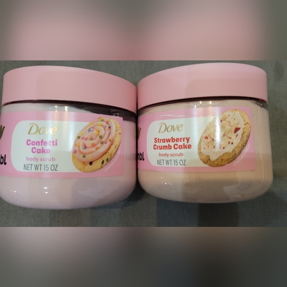 Dove x Crumbl Confetti Cake and Strawberry Crumb Cake Body Scrub Set - Picture 1 of 2